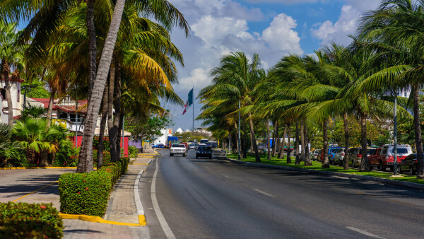 Cancun roads