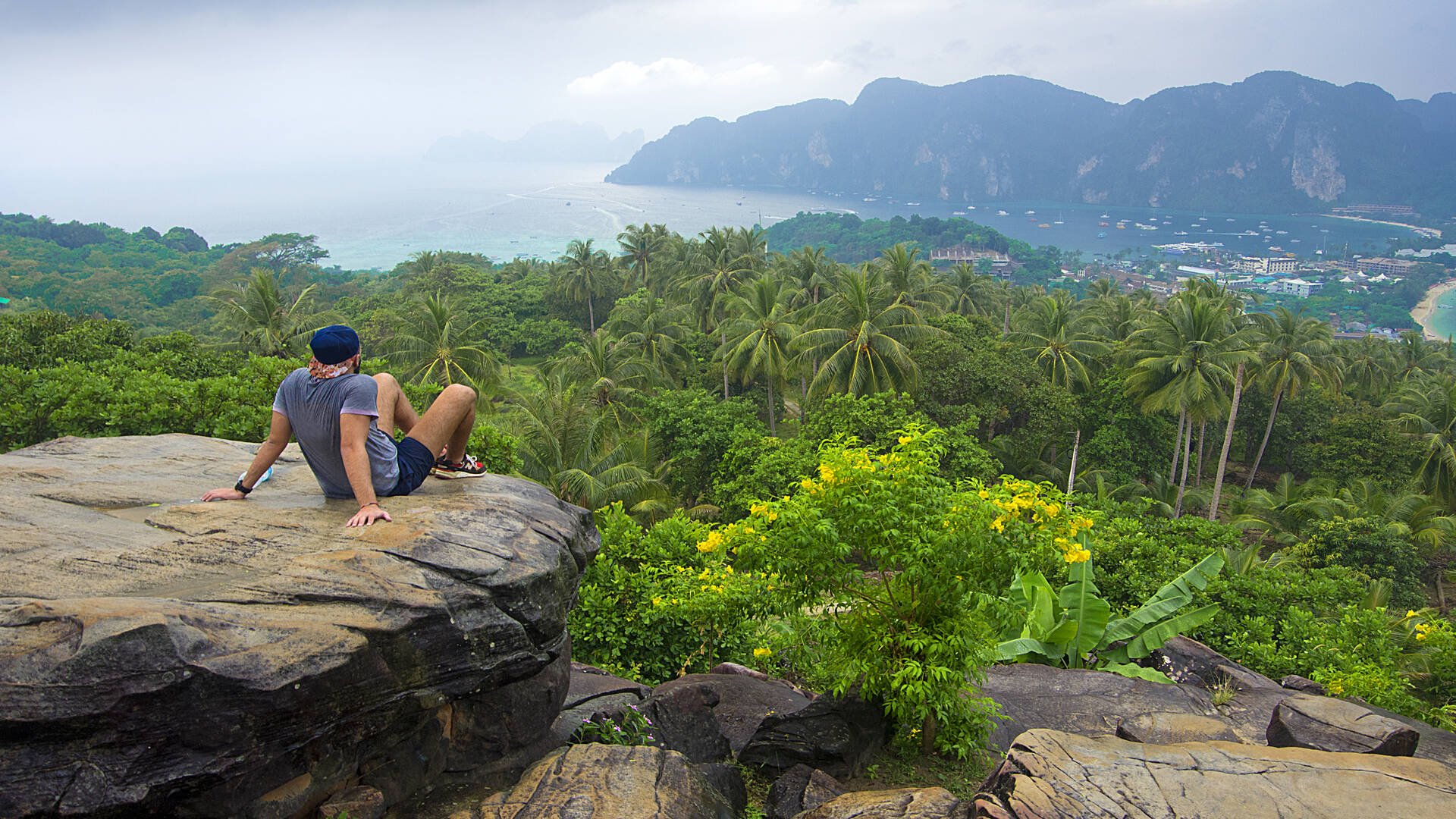 Backpacking Thailand The banana pancake trail and other backpacker